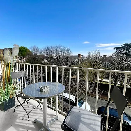 Le 155 M2 Located 15 Minutes From Paris Apartamento