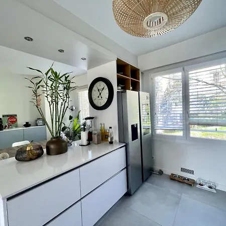 Le 155 M2 Located 15 Minutes From Paris Apartamento