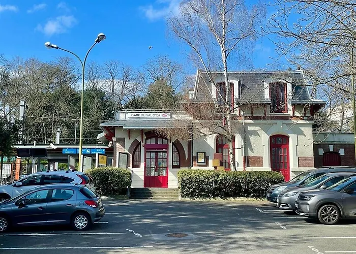 Le 155 M2 Located 15 Minutes From Paris 아파트 *