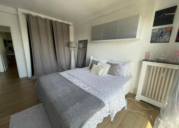 아파트 Le 155 M2 Located 15 Minutes From Paris 생클루